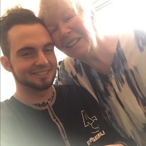 Meet your Posher, Connie